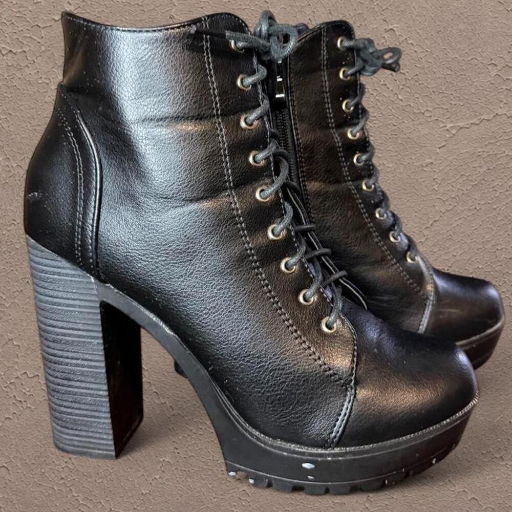 Black chunky platform lace up ankle